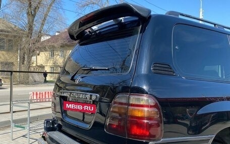 Toyota Land Cruiser 100 рестайлинг 2, 2001 год, 2 099 990 рублей, 13 фотография