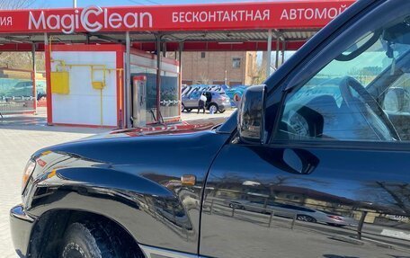 Toyota Land Cruiser 100 рестайлинг 2, 2001 год, 2 099 990 рублей, 22 фотография