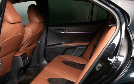Toyota Camry, 2019 год, 2 500 000 рублей, 11 фотография