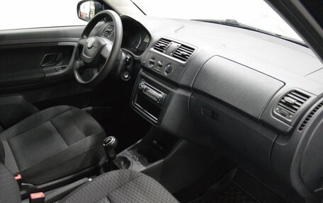 Skoda Fabia II, 2010 год, 550 000 рублей, 12 фотография