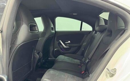 Mercedes-Benz CLA, 2021 год, 2 270 000 рублей, 10 фотография