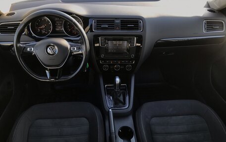 Volkswagen Jetta VI, 2016 год, 1 150 000 рублей, 3 фотография