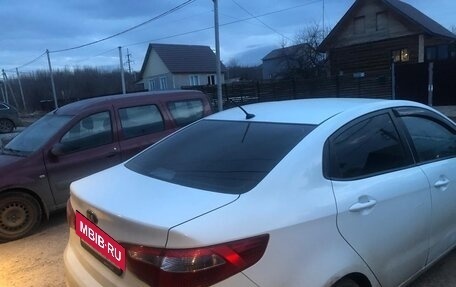 KIA Rio III рестайлинг, 2013 год, 650 000 рублей, 4 фотография