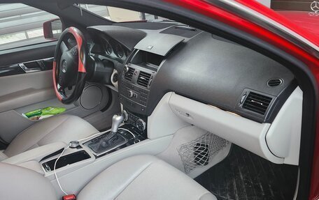 Mercedes-Benz C-Класс, 2010 год, 950 000 рублей, 5 фотография