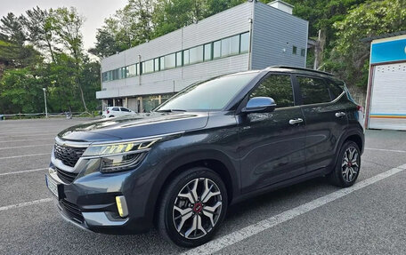 KIA Seltos I, 2021 год, 1 765 810 рублей, 2 фотография