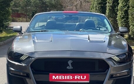 Ford Mustang VI рестайлинг, 2020 год, 1 700 000 рублей, 3 фотография