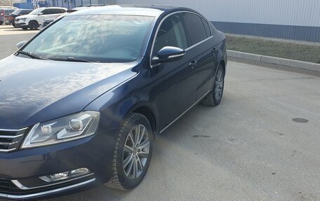 Volkswagen Passat B7, 2011 год, 1 060 000 рублей, 2 фотография