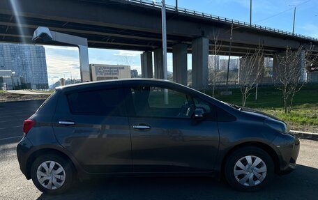 Toyota Vitz, 2016 год, 950 000 рублей, 38 фотография