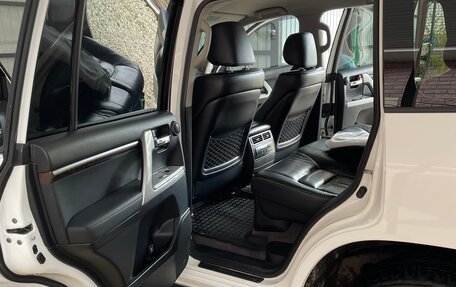 Toyota Land Cruiser 200, 2012 год, 3 350 000 рублей, 16 фотография