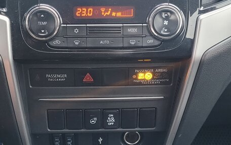 Mitsubishi L200 IV рестайлинг, 2019 год, 2 400 000 рублей, 14 фотография