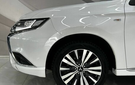 Mitsubishi Outlander III рестайлинг 3, 2022 год, 2 470 000 рублей, 8 фотография