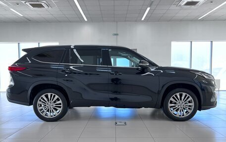 Toyota Highlander, 2024 год, 6 050 000 рублей, 4 фотография