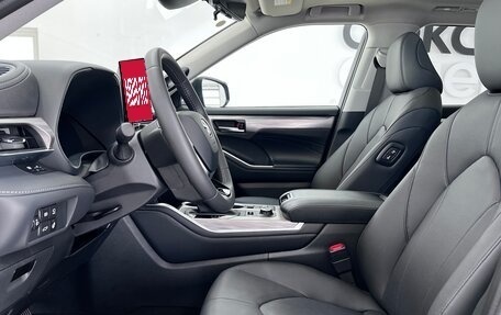 Toyota Highlander, 2024 год, 6 050 000 рублей, 12 фотография