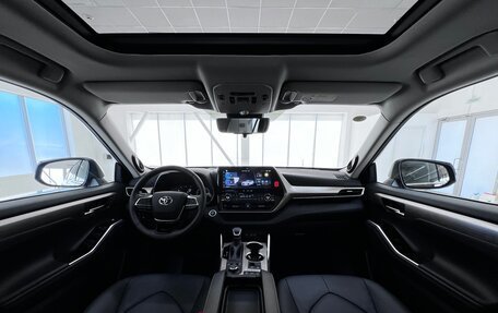 Toyota Highlander, 2024 год, 6 050 000 рублей, 14 фотография