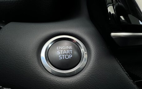 Toyota Highlander, 2024 год, 6 050 000 рублей, 30 фотография
