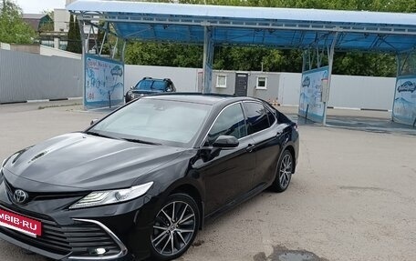 Toyota Camry, 2022 год, 3 600 000 рублей, 7 фотография