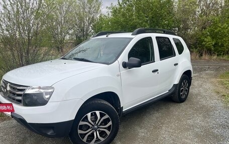 Renault Duster I рестайлинг, 2015 год, 1 170 000 рублей, 2 фотография