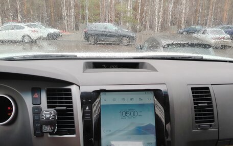 Toyota Tundra II, 2011 год, 4 600 000 рублей, 14 фотография