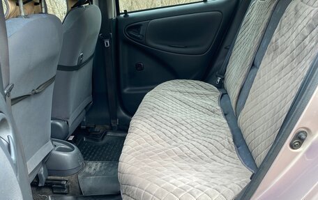 Toyota Vitz, 2002 год, 450 000 рублей, 14 фотография