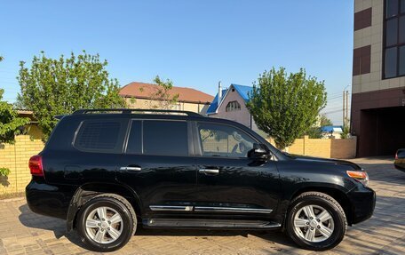 Toyota Land Cruiser 200, 2015 год, 4 600 000 рублей, 5 фотография