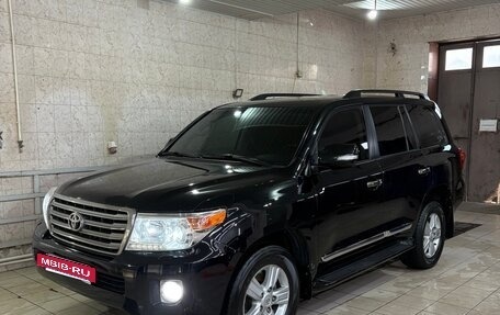 Toyota Land Cruiser 200, 2015 год, 4 600 000 рублей, 3 фотография