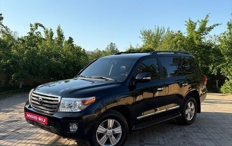 Toyota Land Cruiser 200, 2015 год, 4 600 000 рублей, 4 фотография