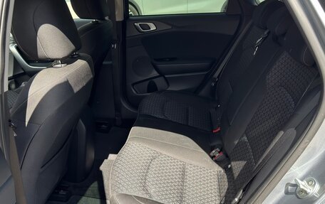 KIA cee'd III, 2020 год, 2 100 000 рублей, 15 фотография