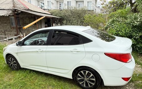 Hyundai Solaris II рестайлинг, 2014 год, 830 000 рублей, 3 фотография
