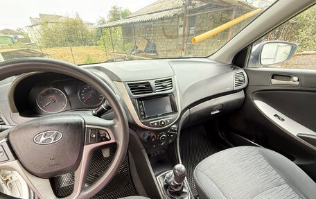 Hyundai Solaris II рестайлинг, 2014 год, 830 000 рублей, 7 фотография