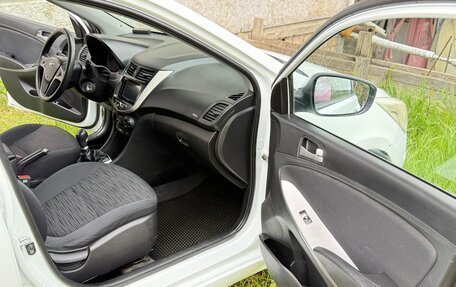 Hyundai Solaris II рестайлинг, 2014 год, 830 000 рублей, 18 фотография