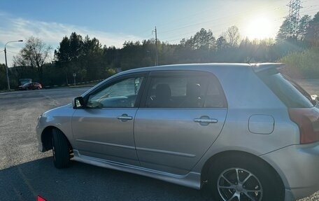 Toyota Allex i рестайлинг, 2001 год, 555 000 рублей, 4 фотография