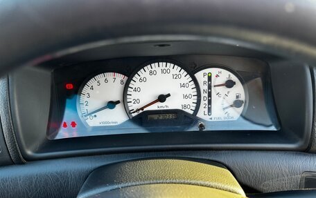 Toyota Allex i рестайлинг, 2001 год, 555 000 рублей, 16 фотография