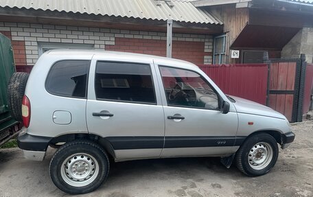 Chevrolet Niva I рестайлинг, 2005 год, 335 000 рублей, 4 фотография
