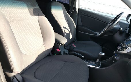 Hyundai Solaris II рестайлинг, 2012 год, 790 000 рублей, 17 фотография