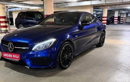 Mercedes-Benz C-Класс AMG, 2018 год, 3 950 000 рублей, 2 фотография