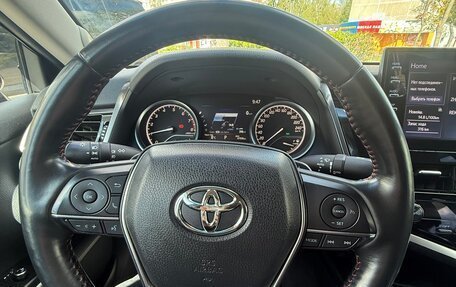 Toyota Camry, 2021 год, 4 000 000 рублей, 11 фотография