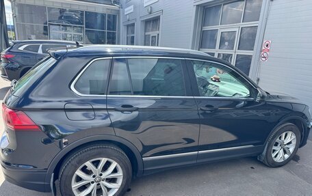 Volkswagen Tiguan II, 2017 год, 1 950 000 рублей, 3 фотография