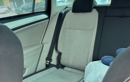 Volkswagen Tiguan II, 2017 год, 1 950 000 рублей, 10 фотография