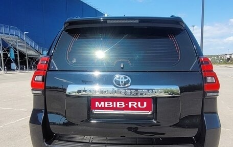 Toyota Land Cruiser Prado 150 рестайлинг 2, 2020 год, 5 400 000 рублей, 3 фотография