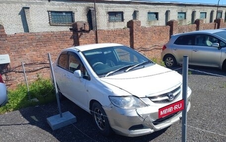 Honda Fit III, 2006 год, 250 000 рублей, 2 фотография
