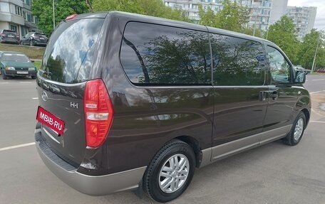 Hyundai Grand Starex Grand Starex I рестайлинг 2, 2015 год, 2 450 000 рублей, 8 фотография