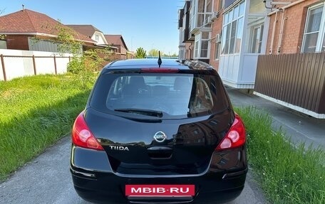 Nissan Tiida, 2010 год, 750 000 рублей, 4 фотография