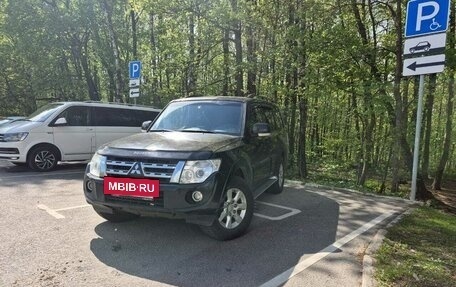 Mitsubishi Pajero IV, 2013 год, 2 050 000 рублей, 3 фотография