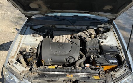 KIA Magentis I, 2002 год, 310 000 рублей, 8 фотография