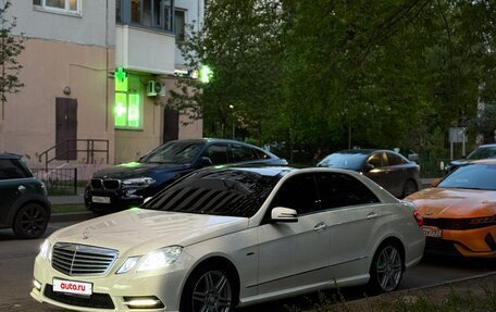 Mercedes-Benz E-Класс, 2012 год, 1 700 000 рублей, 2 фотография