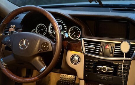 Mercedes-Benz E-Класс, 2012 год, 1 700 000 рублей, 8 фотография