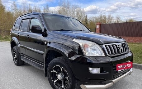 Toyota Land Cruiser Prado 120 рестайлинг, 2005 год, 2 420 000 рублей, 12 фотография