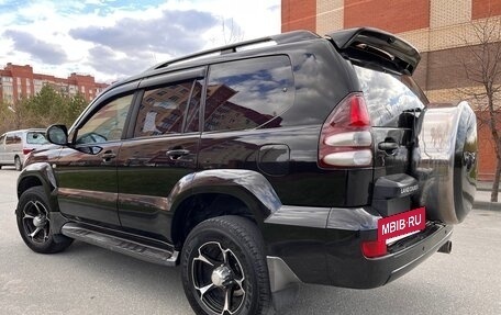 Toyota Land Cruiser Prado 120 рестайлинг, 2005 год, 2 420 000 рублей, 15 фотография