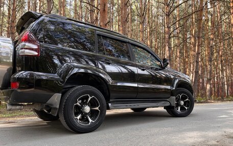 Toyota Land Cruiser Prado 120 рестайлинг, 2005 год, 2 420 000 рублей, 23 фотография