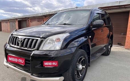Toyota Land Cruiser Prado 120 рестайлинг, 2005 год, 2 420 000 рублей, 14 фотография